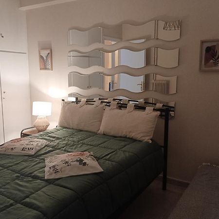 Marina Zea Christina'S House Apartment Piraeus Bagian luar foto